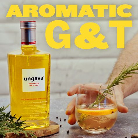 Crafted from Arctic botanicals, the wildly unique colour and taste of Ungava Gin reboots your favourite cocktail.  Combine gin, tonic, peppercorn and grapefruit in a glass with ice, stir well and garnish with rosemary for an herbal touch. Gin And Juice, Gin Drink Recipes, Fever Tree, Gin Drinks, Gin Tonic, Gin And Tonic, Black Peppercorn, Mocktails, Drink Recipes