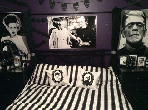 Frankenstein & Bride Bedroom Bride Bedroom, Bedroom Goth, Frankenstein Bride, Witchy Bedroom, Horror Room, Bedroom Design Diy, Gothic Bedroom, Halloween Bedroom, Casa Halloween