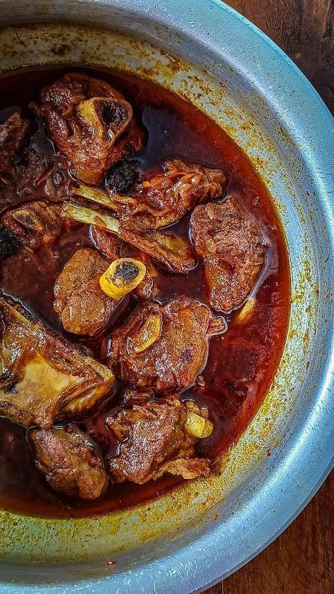 Mutton Curry Photography, Mutton Recipe, Black Cardamom, Rasam Recipe, Mutton Curry, Whole Spices, Mutton Recipes, Red Chilli Powder, Food Photoshoot