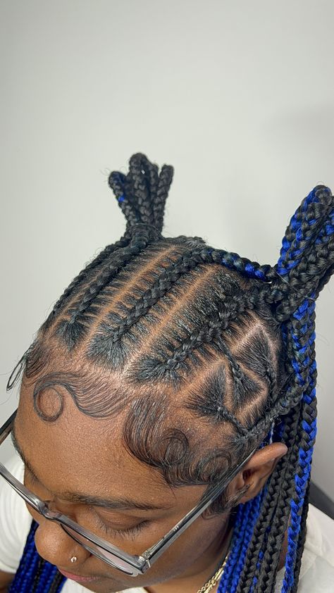 Blue Fulani Braids, Stitch Braids With Designs, Fulani Stitch Braids, Large Fulani Braids, Fulani Braids With Design, Braids With Designs, Cute Box Braids, Stitch Braids, Cute Box Braids Hairstyles