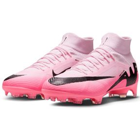 Nike Zoom Mercurial Superfly 9 Pro FG (Pink Foam/Black) @ SoccerEvolution New Soccer Boots, Soccer Shoes Nike, Soccer Cleats Nike Mercurial, Nike Soccer Shoes, Nike Soccer Cleats, Nike Football Boots, Soccer Store, Soccer Cleats Adidas, Soccer Workouts