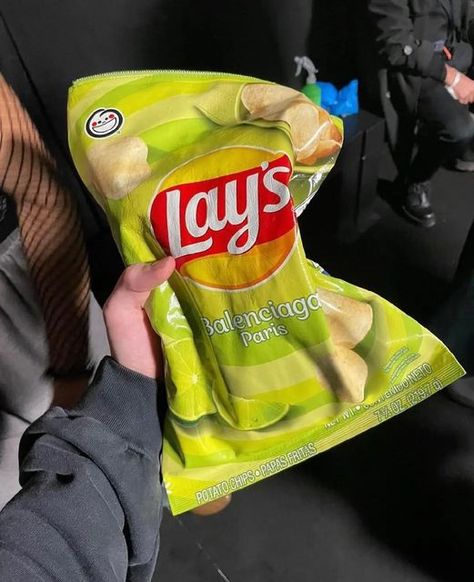 Balenciaga Ss23, Quirky Bags, Lays Chips, Lays Potato Chips, Potato Bag, Wedding Illustration, Balenciaga Bag, Success Story, Potato Chips