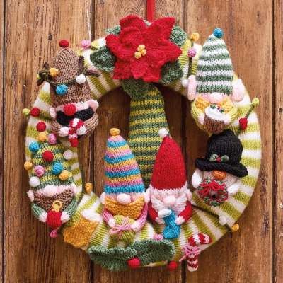 Gonk Gnome, Cables Blanket, Christmas Gonk, Gnome Wreath, Cow Toys, Basketweave Stitch, Crochet Dollies, Rainbow Blanket, Patchwork Blanket