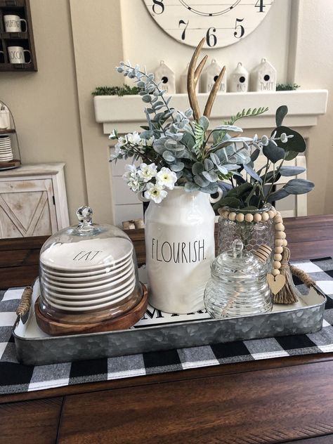 Dinning Room Table Center Piece Farmhouse, Buffalo Plaid Dining Room Decor, Dining Centerpiece Ideas, Dinning Room Table Center Piece, Staging Vignettes, Dinner Table Centerpiece Ideas, Dining Table Centerpiece Everyday, Yellowstone Decor, Fun Kitchens