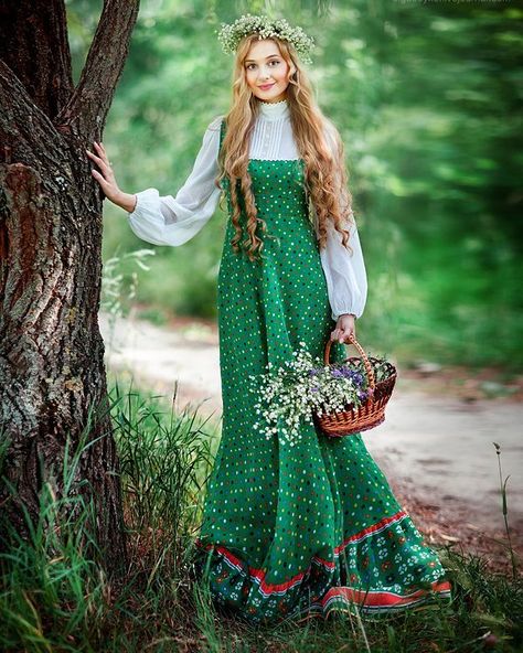 23.9k Followers, 846 Following, 499 Posts - See Instagram photos and videos from 📷Olga Boyko (@olgaboyko_photo) Russian Culture, European Culture, Russian Folk, Fairy Fashion, Russian Fashion, Folk Costume, Mori Girl, Ethnic Style, Art Photo