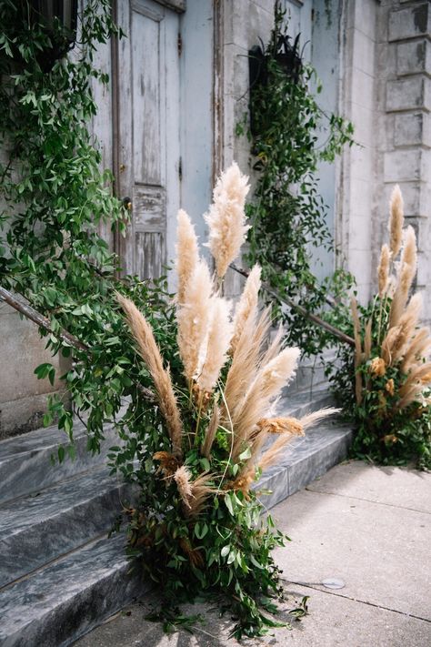 Decorating With Pampas Grass Plumes, Pampas Grass Aesthetic, Pampas Grass Floral Arrangements, Dried Greenery, Fall Greenery, Thanksgiving Aesthetic, Wedding Plants, Change Of Seasons, Greenery Arrangements