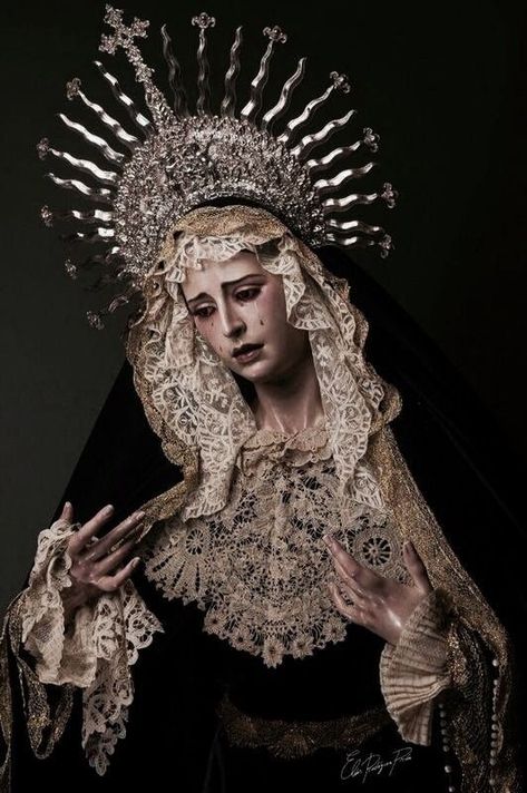 moodboard 1 Red Photography, Our Lady Of Sorrows, 다크 판타지, Usa Art, Catholic Art, 판타지 아트, 영감을 주는 캐릭터, Mother Mary, Rupaul