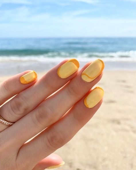 Butter Nail Polish, Nail Polish Product, Cute Nail Colors, Yellow Nail Art, Yellow Nail, Health Signs, Diva Nails, Tongue Health, Bright Nails