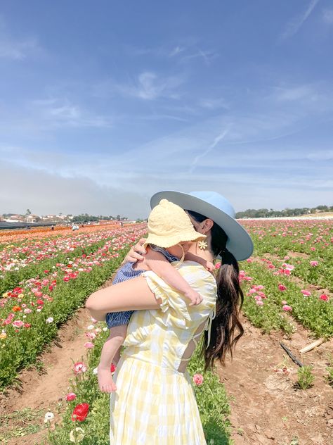 Aesthetic Daughter And Mom, Korean Mother And Daughter Aesthetic, Mother And Daughter Aesthetic, Mom And Daughter Pink Aesthetic, Uzzlang Mother And Daughter, Cottagecore Mother And Daughter, Modern Maternity, Mommy Moments, Baby Momma