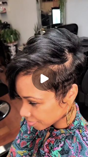 Short Hair Mohawk Black Women, Short Pixie Mohawk Black Women, Short Hair Styles Pixie Black Women, Natural Pixie Cut Black Women, Pixie Cut Hairstyles For Black Women, Assymetrical Haircut Bob, Pixie Mohawk Black Women, Quick Weave Pixie Cut, Curly Pixie Cuts Black Women