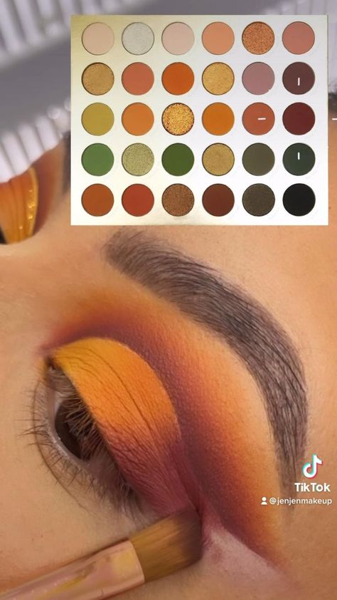 Eyeshadow Ideas Tutorial, Fall Make Up Looks For Hazel Eyes, Fall Makeup Eyeshadow, Bold Eyeshadow Looks Step By Step, Eyeshadow Combos For Brown Eyes, November Eyeshadow Looks, Fall Eyeshadow Looks For Blue Eyes, Earth Tone Eye Makeup, Fun Fall Makeup Looks