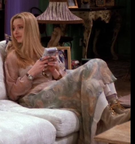 Phoebe Buffay Outfits, Phoebe Buffay, Friend Outfits, Season 1