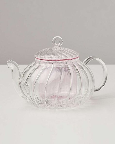 Glass Tea Pot Aesthetic, Clear Tea Pot Aesthetic, Tea Pot Aesthetic, Teapot Aesthetic, Random Reference, Teapot Crafts, Pottery Tea Pots, Glass Tea Pot, Tub Tea