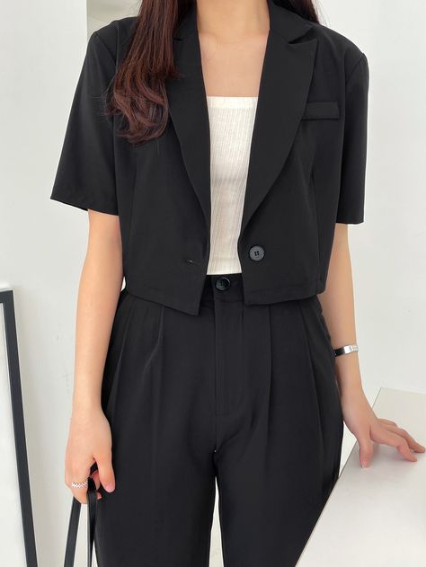 Cropped Blazer Outfit, Outfit Kampus, Blazer E Short, Neat Casual Outfits, Outfit Korean Style, Blazer Outfits Casual, Blazer Outfits For Women, Casual College Outfits, Blazer Outfit