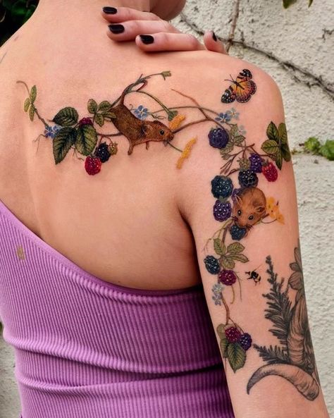 plants🌿 and harvest mouse By @송이 📩 songe@vismstudio.com #california... | TikTok Medusa Tattoo, Botanical Tattoo, Tattoo Cover, Elegant Tattoos, Nature Tattoos, Feminine Tattoos, Tattoo Love, Dope Tattoos, Creative Tattoos