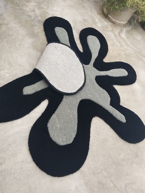 Star Fish Amoeba irregular shaped Hand Tufted 100% Wool Handmade Area Rug Carpet for Home Bedroom Living Room Kids Room Playroom Rug (Process) : They are pile rugs where the yarns are wrapped around the warp threads, but are not tied in a knot like hand knotted rugs are. Rather, the pile is secured in place by coating the back of the rug with a latex type adhesive. Usually a canvas backing is applied to the back of the carpet to create a finished look All Carpets in My Store are Made up of 100% Playroom Rug, Handmade Area Rugs, Grey Rugs, Starfish, Home Bedroom, Hand Knotted Rugs, Floor Rugs, Rugs On Carpet, Kids Room