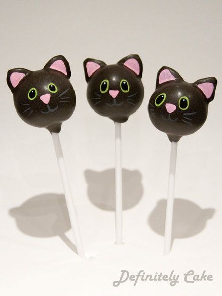 Totally making things with my new cake pop maker!! Halloween Cake Pops Cat Cake Pops, Black Cat Cake, Cake Pop Designs, Cake Pop Maker, Kitten Party, Halloween Cake Pops, Chocolate Cake Pops, Cake Pop Decorating, Cat Birthday Party