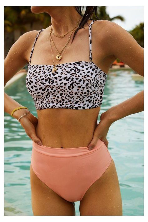 Swimsuit Inspo, Summer Bathing Suits, White Bandeau, Trendy Swimsuits, Swimsuits Outfits, Cute Bathing Suits, Summer Suits, Cute Swimsuits, Summer Swim Suits