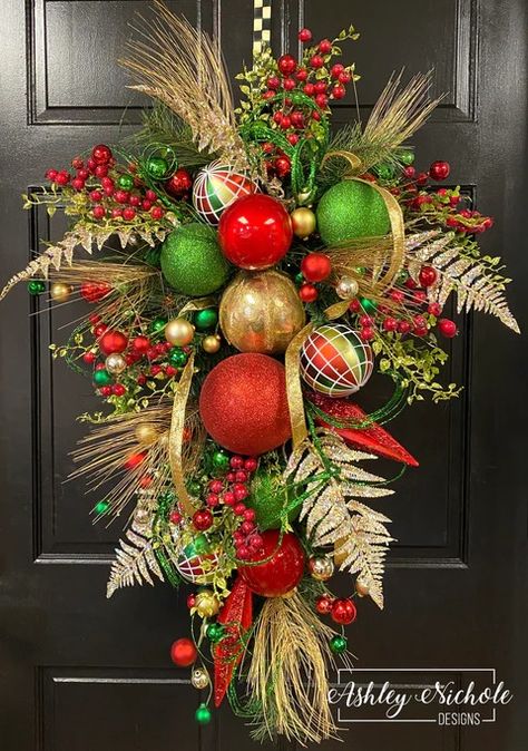 Christmas Wreaths – AshleyNichole Designs Christmas Chandelier Decor, Christmas Wreath Designs, Evergreen Swag, Christmas Wreath Decor, Christmas Traditional, Red Christmas Wreath, Christmas Decorations Centerpiece, Holiday Wreaths Christmas, Teardrop Swag