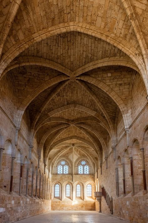 Middle Ages Architecture, Homeless Shelter Design, Gothic Setting, Church Aesthetic, Life Drawing Reference, Shelter Design, Romanesque Architecture, Castle Aesthetic, Cathedral Architecture