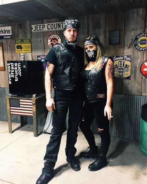 Biker Halloween costume Bikers Costume Halloween, Motorcycle Girlfriend Outfit, Bikers Halloween Costumes, Biker Halloween Costume Couples, Couples Biker Halloween Costumes, Biker Theme Party Outfit, Biker Gang Outfit, Biker Couple Costume, Biker Gang Halloween Costumes