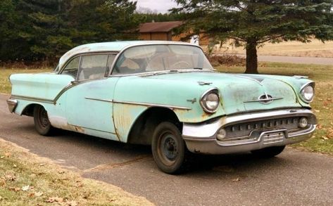 1957 Oldsmobile, Rusty Cars, Old Classic Cars, Abandoned Cars, Car Illustration, Canvas Projects, Car Posters, Barn Finds, Green Accents