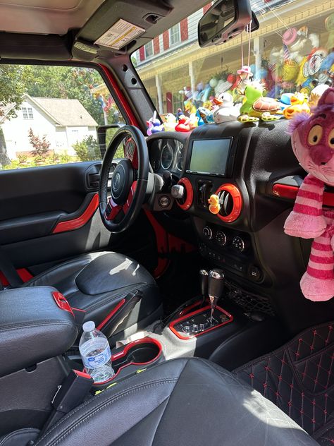 Jeep Decor, Car Aesthetics, Jeep Mods, Cute Car Accessories, Car Interior Decor, Vroom Vroom, Cute Cars, Car Interior, Jeep Wrangler