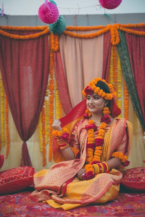 Bridal Makeup Videos, Haldi Ceremony Outfit, Famous Indian Actors, Wedding Flower Jewelry, Indian Wedding Poses, Bengali Bridal Makeup, Bridal Jewelry Sets Brides, Marriage Photography, Cute Couple Dancing