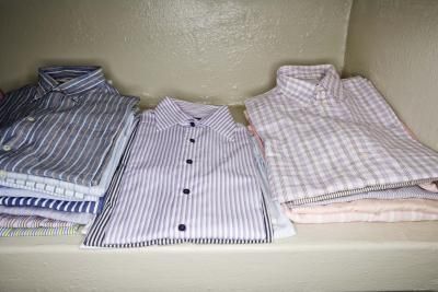 How to Make a Quilt Out of Old Men's Dress Shirts thumbnail Memory Quilts With Men’s Shirts, Dress Shirt Quilt Patterns, Men’s Dress Shirt Quilt, Memory Shirt Quilt, Quilts From Shirts, Memorial Quilts From Clothes, Dress Shirt Quilt, Mens Quilts, Quilts For Men Patterns