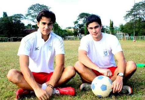 "The Younghusband Brothers of Azkals"  James (left) having 7 international goal for the Philippine National Football Team and Phil (right) with 25 international goal as of Jun 05, 2012. Better watch out for them. Phil Younghusband, Asian Men, The Man, Philippines, The Globe, Hollywood, Football, American Football