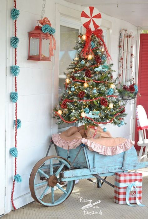 Retro Red and Aqua Christmas Porch | Cottage at the Crossroads Aqua Christmas, Turquoise Christmas, Retro Christmas Decorations, Blue Christmas Decor, Christmas Front Porch, Christmas Porch Decor, Christmas Tree Stand, Christmas Porch, Front Porch Christmas Decor