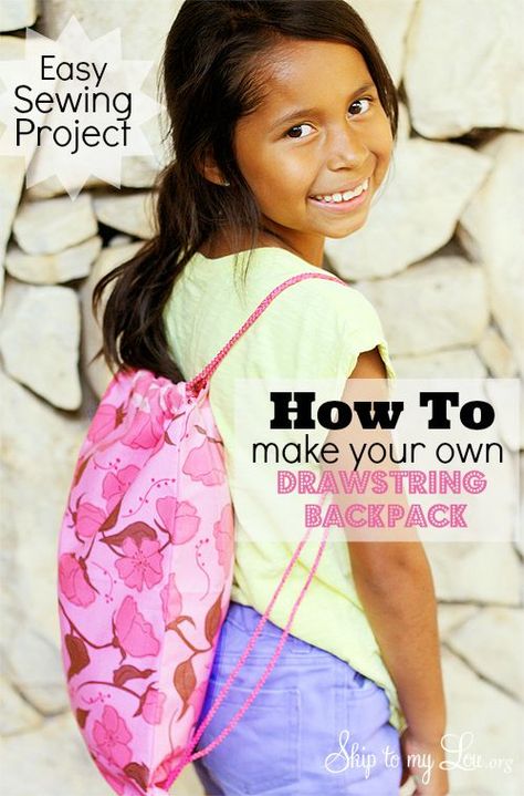 How to sew a draw string backpack- an easy sewing tutorial with step by step pictures for kids and beginners Easy Kids Sewing Projects, Drawstring Backpack Pattern, String Backpack, Backpack Sewing, Sac Tote Bag, Sewing Projects Free, Sewing School, Beginner Sewing, Backpack Pattern