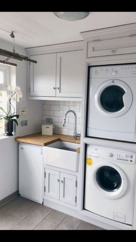 Laundry Room Stacked, Stacked Washer And Dryer, Small Utility Room, Utility Room Designs, Stacked Laundry Room, Laundry Room Storage Shelves, Small Laundry Room Organization, Room Storage Diy, Dream Laundry Room