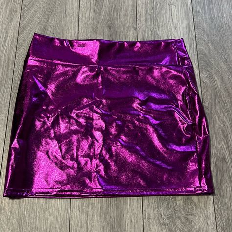 Purple Sparkly Skirt, Amazon Skirts, Metallic Mini Skirt, Sparkly Skirt, Pink Metallic, Pink Purple, Mini Skirt, Mini Skirts, Cute Outfits