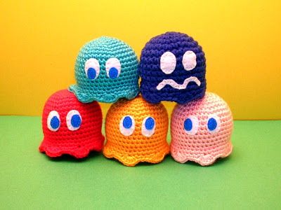 Mario Crochet, Crochet Game, Crochet Pokemon, Crocheted Toys, Crochet Geek, Crochet Keychain Pattern, Pola Amigurumi, Fun Crochet Projects, Pac Man