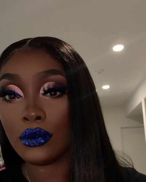 Blue Eyeshadow Makeup Looks, Blue Lipstick Makeup, Makeup Looks Black Women, Eyeshadow Makeup Looks, Blue Eyeshadow Makeup, Halloween Make-up Looks, Birthday Makeup Looks, Blue Makeup Looks, Brown Girls Makeup