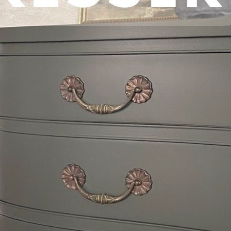 Jenna Townsend | Furniture Flips + DIY on Instagram: "Did I ruin or save this antique furniture? 😳😍 This antique dresser’s makeover was more than I bargained for… but I am so happy with the results! I think I’m going to go rest now 😴 I couldn’t have done this project without my @colorreader EZ! I was stuck on what paint color to use and love how it gave options for me in the app. It’s so easy to use and helped me find the perfect olive green paint color to bring this dresser to life again! 🚨 Olive Green Paint, Dresser Flips, Olive Green Paints, Furniture Flips, Green Paint Colors, I Am So Happy, Interior Design Art, Furniture Restoration, Green Paint