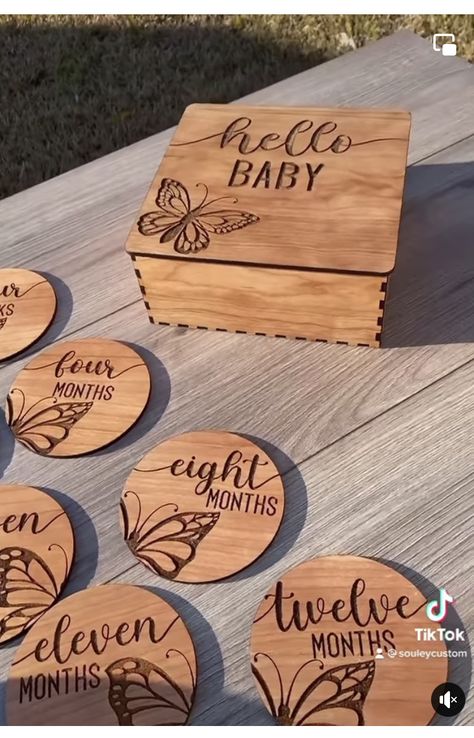 Custom Wood Gifts, Diy Wood Laser Projects, Laser Printing On Wood, Laser Product Ideas, Xcarve Projects Ideas, Wood Engraving Gift Ideas, Ideas For Laser Engraving, Easy Glowforge Projects To Sell, Personalized Laser Gifts