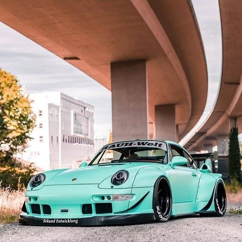 @modifiedporsches shared a photo on Instagram: “The very #beautiful #Porsche 1996 RWB Targa #Beauty that was built by #RWB's founder #Akira #Nakai and it is Seattle No. 5 was a full build…” • Feb 23, 2021 at 7:50pm UTC Carros Porsche, Porsche 550 Spyder, Porsche Gt2 Rs, Porsche Cayman Gt4, Porsche Boxter, Porsche Macan Turbo, Custom Porsche, Singer Porsche, Porsche 959