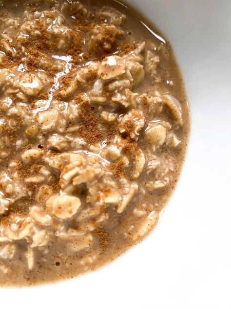 Maple Cinnamon Overnight Oats — Jess Dukes Oats With Yogurt, Cinnamon Overnight Oats, Overnight Oats Recipe Easy, Overnight Oats With Yogurt, Best Overnight Oats Recipe, Skin Packaging, Overnight Oatmeal Recipes, Oat Recipes Healthy, Overnight Oats Recipe Healthy