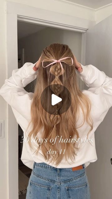 bayleigh barnes on Instagram: "obsessed with this easy hairstyle idea 🥲🎀❄️🌲 my cute christmas sweatshirt is from @_thebeachclub 🫶🏼 #hairstyletutorial #holidayhair #christmashairstyle #ribbonhair" Cute Thanksgiving Hairstyles, Simple Hairstyles For School, Easy Christmas Hairstyles, Hoodie Hairstyles, Men Over 60, Cute Hairstyle Ideas, Thanksgiving Hairstyles, Boys Hairstyles, Thanksgiving 2024