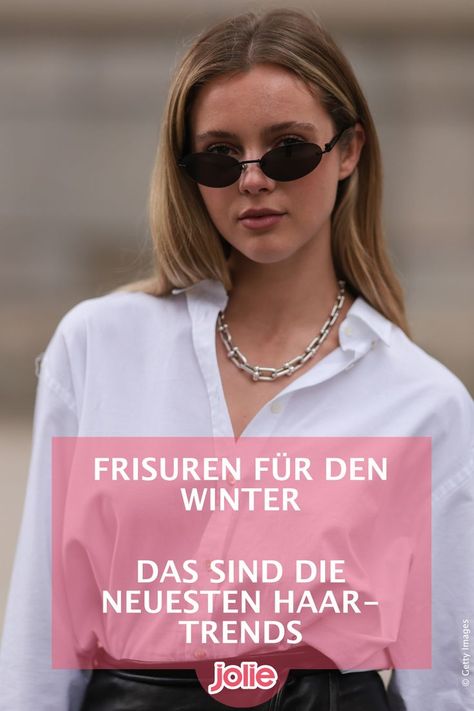 Welche Frisuren liegen diesen Winter im Trend? Wenn du es liebst, neue Hairstyles zu tragen und dich etwas auszuprobieren, solltest du unbedingt Bescheid wissen, welche Frisuren diesen Winter angesagt sind - und welche nicht mehr. Hairstyles, Hair, Women's Top, T Shirt, Beauty