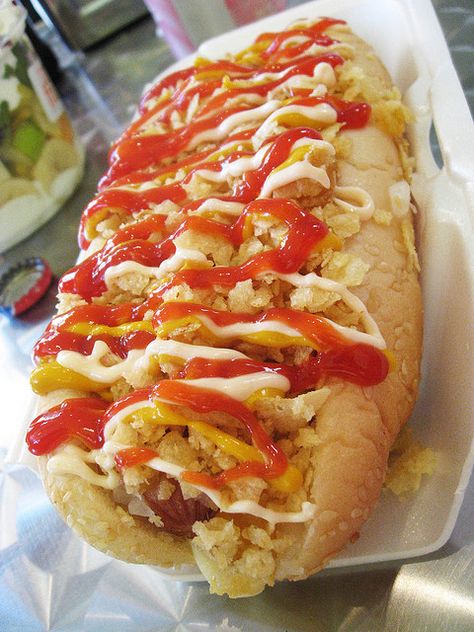 Columbian Hot Dog. Ohmuhguhdness. Colombian Hot Dog, Memorial Day Foods, Venezuelan Food, Burger Dogs, Colombian Food, Chili Dogs, Hot Dog Recipes, Corn Dogs, Dog Recipes