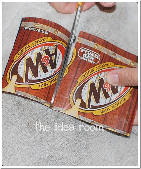 Diy Coasters Ideas, Beer Can Coasters Diy, Beer Cans Crafts Ideas, Beer Coasters Diy, Beer Room, Beer Can Art, Diy Soda, Beer Crafts, Driftwood Art Sculpture