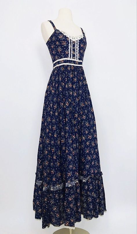 Sax Dress, Cotton Maxi Dress, Tom Riddle, Skirt Maxi, Dark Blue Background, Gunne Sax, Pink Daisy, Cotton Maxi, Maxi Dress Cotton