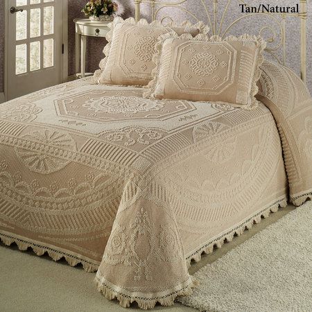 candlewick bedspread Candlewick Bedspread, Queen Woman, Shabby Bedroom, Bedroom Comforter Sets, Victorian Bedroom, Toll House, John Adams, Chenille Bedspread, Luxury Bedroom Master