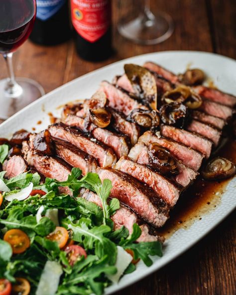 Beef Tagliata, Balsamic Steak, Rib Steak, Grilled Beef, Cheat Meal, How To Grill Steak, Beef Dishes, Virgin Olive Oil, Steak Recipes