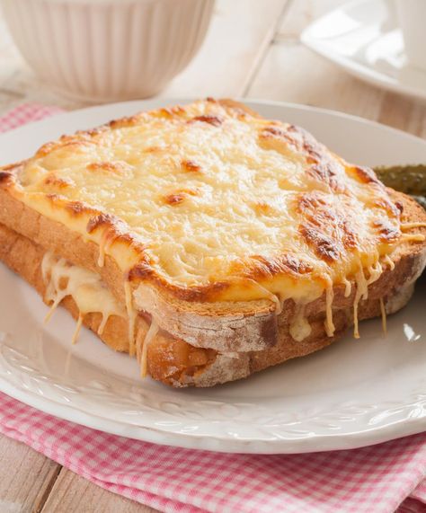 Croque Madame Recipe, Recept Sandwiches, Croque Madame, Chapati, Food Network, Food Network Recipes, Breakfast Brunch, Love Food, Sliders