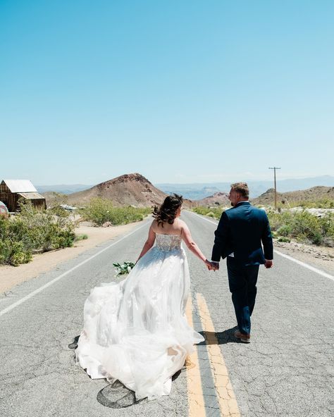 Nelson Ghost town. This place is such a vibe. Venue: @eldoradocanyonminetours Permit and Coordination: @cactuscollectiveweddings Minister: @peachy_keen_unions Florist: @gaiaflowerslv HMU: @ameliacandco Dress: @fantasybridalut Suit: @suitupcustomclothing . . . . #vegasweddingphotographer #lasvegaselopementphotographer #lasvegaselopement #vegasweddingphotographer #nelsonghosttown #nelsonghosttownwedding #elopement #elopementphotographer #elopementphotography #elopeinthedesert #thatsdarling #my... Ghost Town Wedding, Nelson Ghost Town Wedding, Nelson Ghost Town, Elopement Photoshoot, Blue Suits, Las Vegas Elopement, Peachy Keen, Navy Blue Suit, Ghost Town