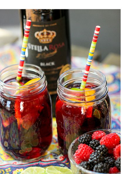 MIDNIGHT SANGRIA Stella Rosa Wine Recipes, Frozen Drinks Alcohol, Red Sangria Recipes, Easy Sangria Recipes, Sangria Ingredients, Wine Cocktail Recipes, Sangria Wine, Stella Rosa, Happy Drink